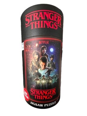 Stranger Things 500‑Piece Jigsaw Puzzle – NEW